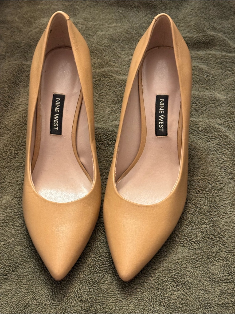Nine West Nude/Tan Pointed-Toe Pumps